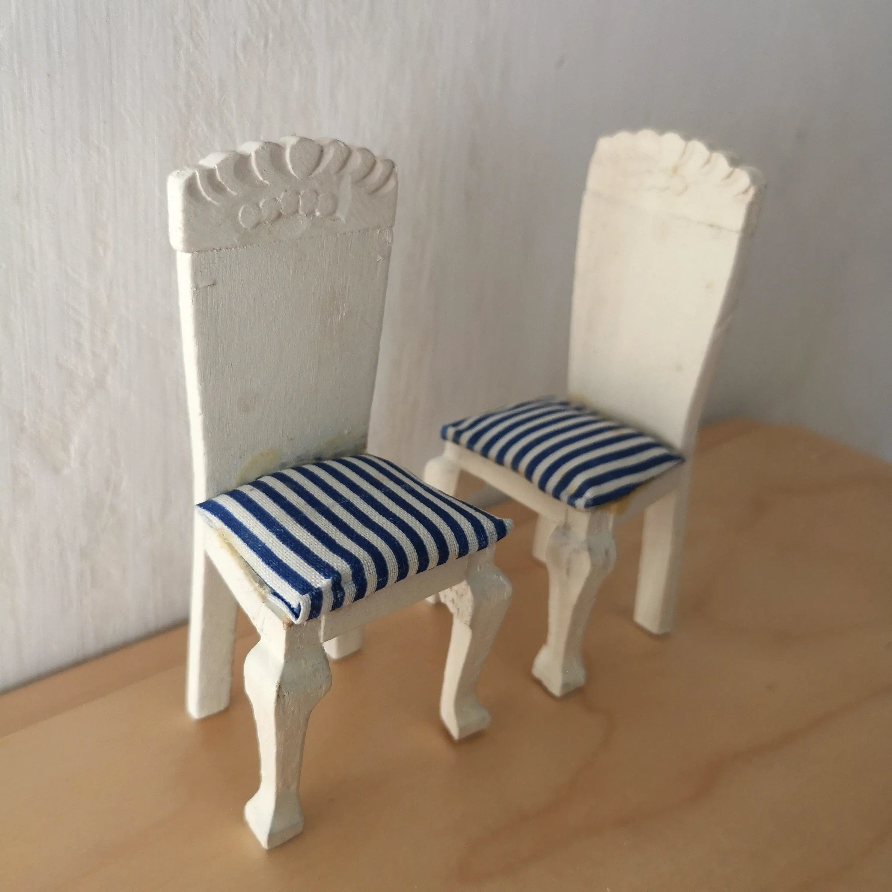 [40%OFF]French vintage doll house- chairs