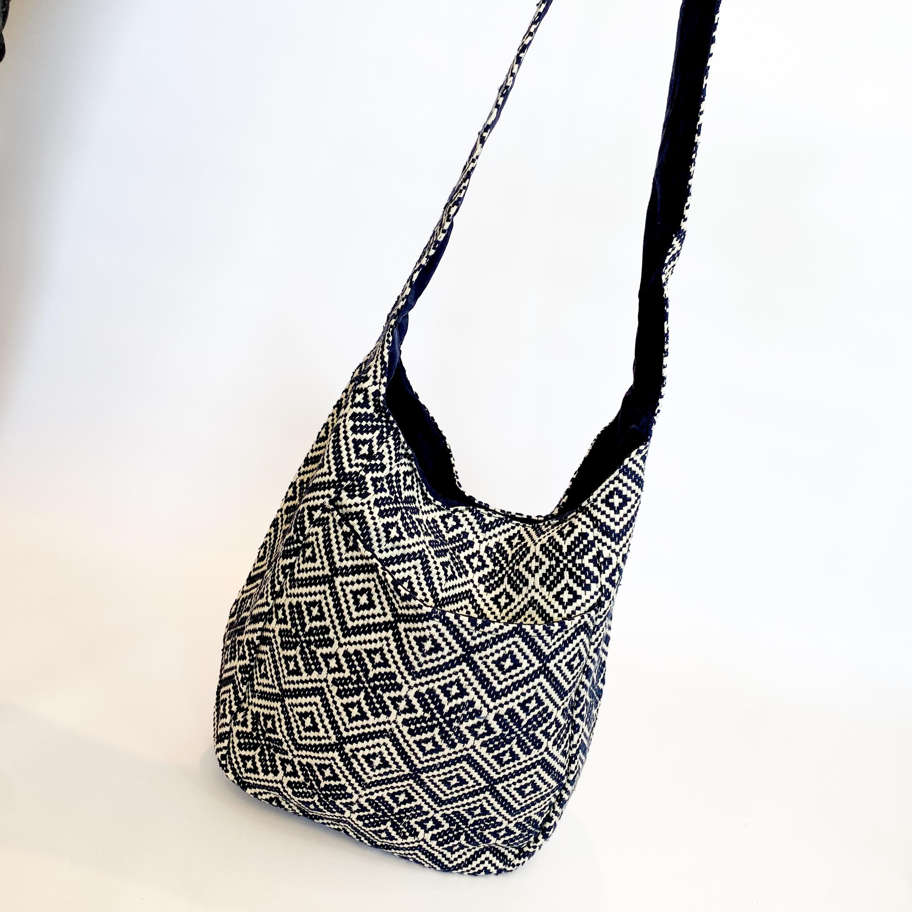 Queue navy diamond shopper bag