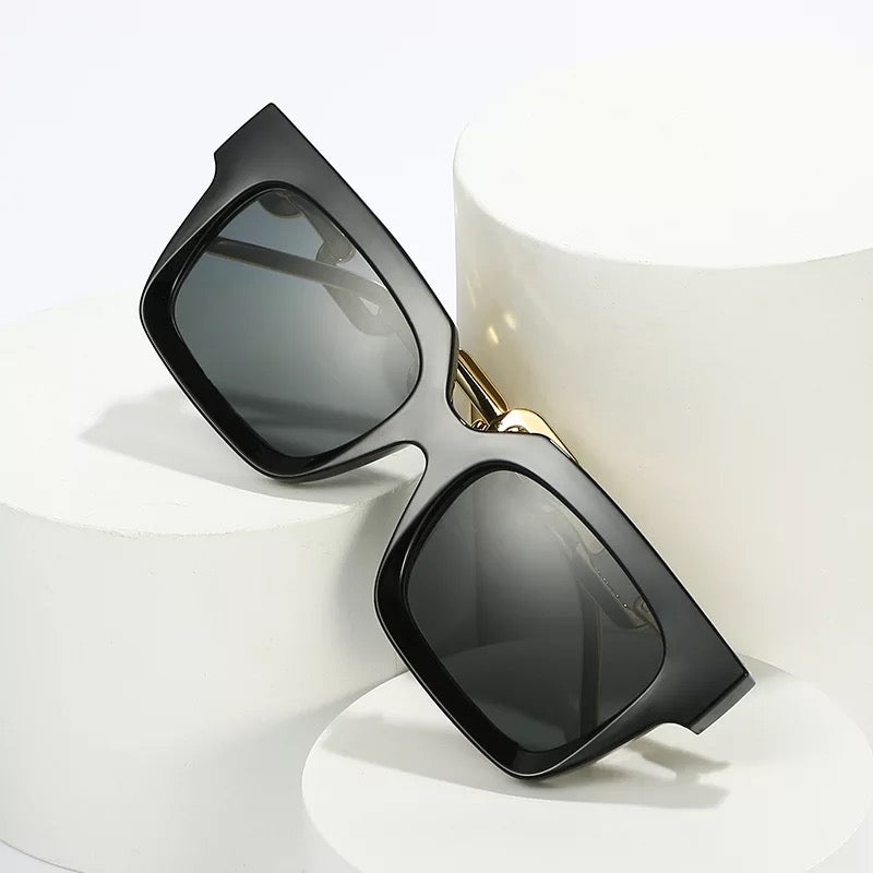 Square Retro Unique Chain Sunglasses