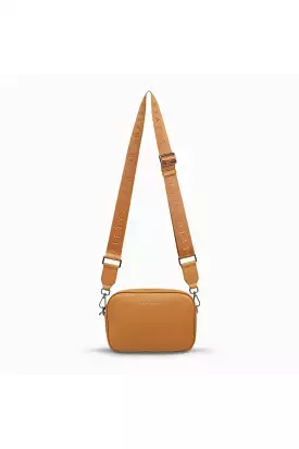 Status Anxiety - Plunder With Webbed Strap - Bag - Tan